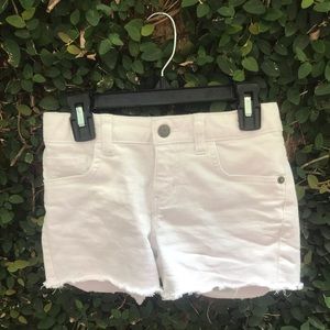 cat & jack short *subtle distressing on the bottom